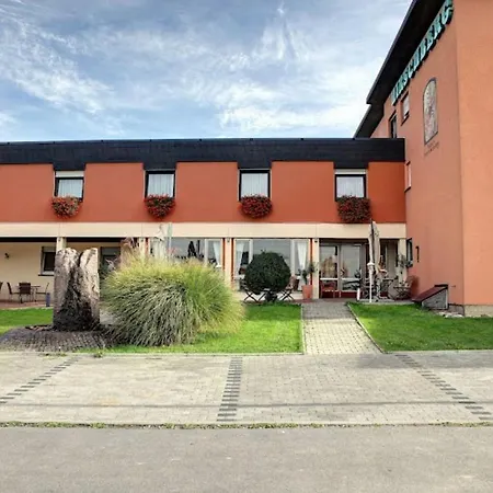 Hirschberg 2* Hirschberg an der Bergstraße